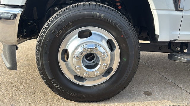 2026 Ford Super Duty F-350 DRW F-350® XLT