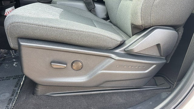 2026 Ford Super Duty F-350 DRW F-350® XLT