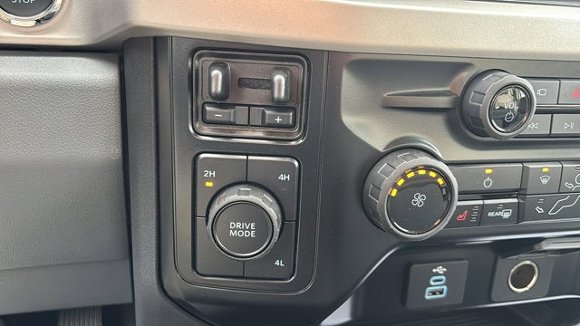 2026 Ford Super Duty F-350 DRW F-350® XLT