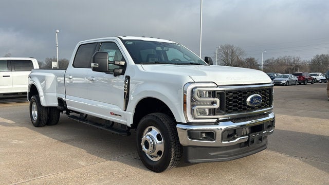 2026 Ford Super Duty F-350 DRW F-350® XLT