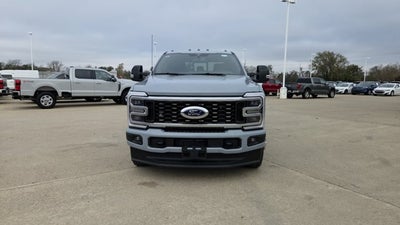 2026 Ford Super Duty F-350 DRW Platinum