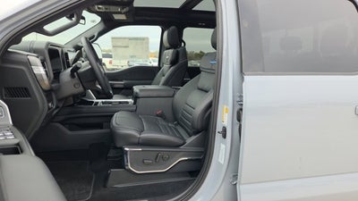 2026 Ford Super Duty F-350 DRW Platinum