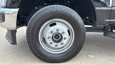 2024 Ford Super Duty F-350 DRW XLT