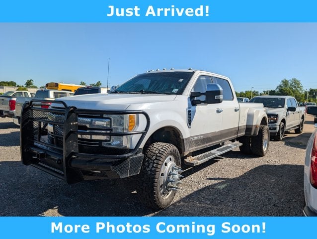 2017 Ford F-350 Lariat 4x4 Crew Cab 8' Box DRW's photo