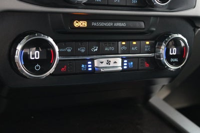 2022 Ford Super Duty F-350 DRW LARIAT