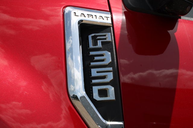 2022 Ford Super Duty F-350 DRW LARIAT