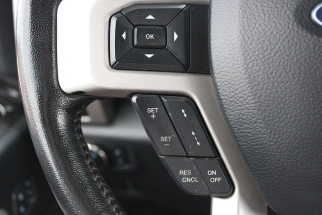 2022 Ford Super Duty F-350 DRW LARIAT