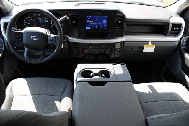 2026 Ford Super Duty F-350 DRW XL