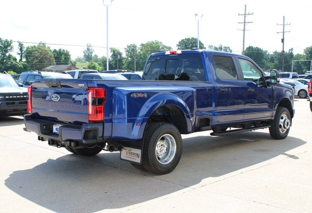2026 Ford Super Duty F-350 DRW XL