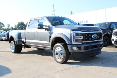 2026 Ford F-450SD Platinum DRW