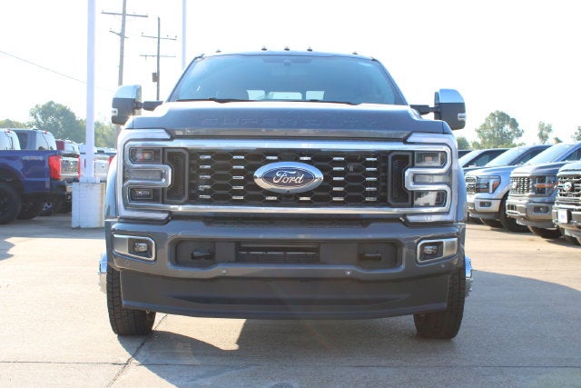 2026 Ford F-450SD Platinum DRW