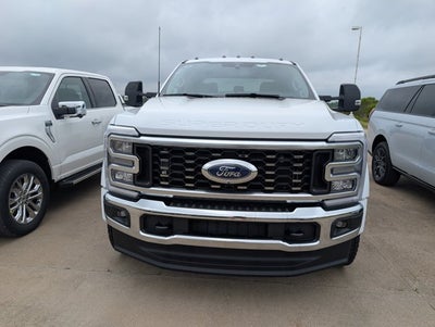 2026 Ford Super Duty F-450 DRW F-450® Lariat®