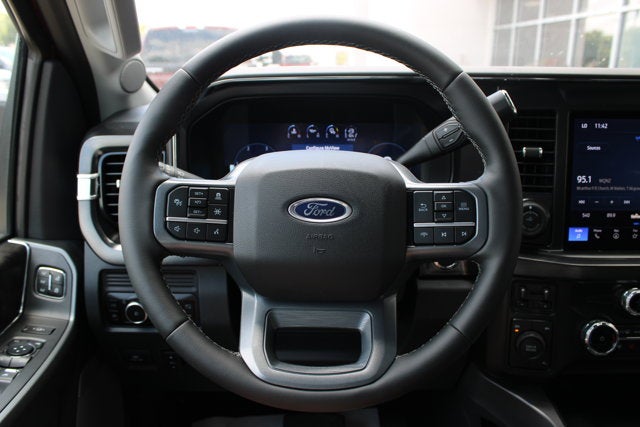 2026 Ford Super Duty F-450 DRW LARIAT