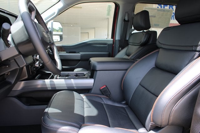 2026 Ford Super Duty F-450 DRW LARIAT