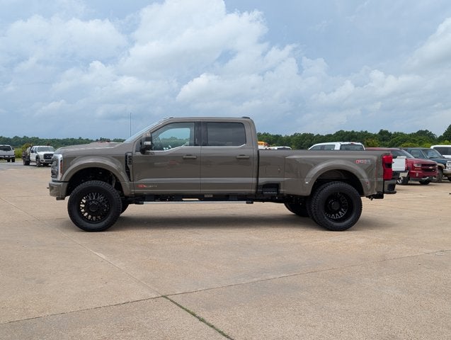 2026 Ford Super Duty F-450 DRW Base