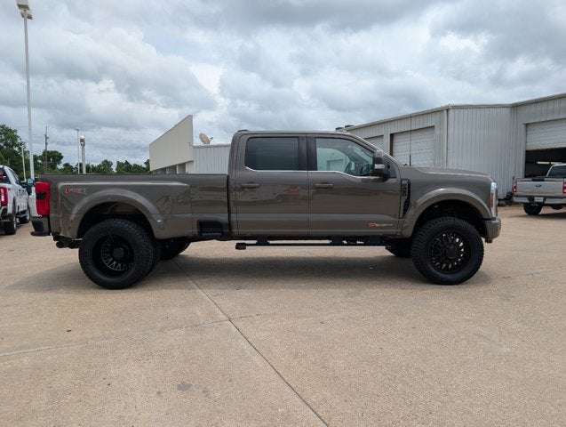 2026 Ford Super Duty F-450 DRW Base