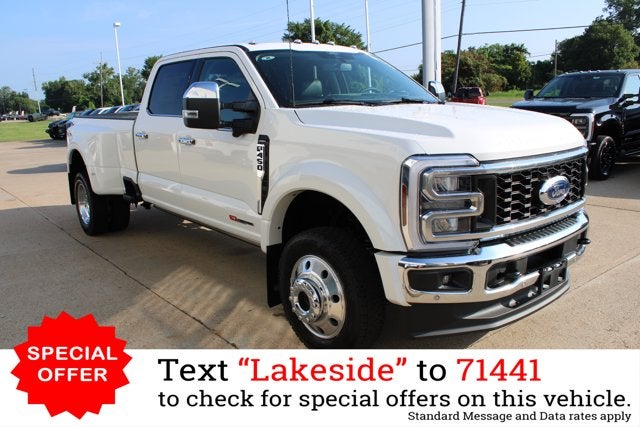 2026 Ford Super Duty F-450 DRW LARIAT