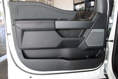 2026 Ford Super Duty F-450 DRW LARIAT