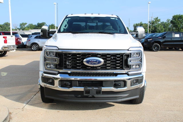 2026 Ford Super Duty F-450 DRW LARIAT