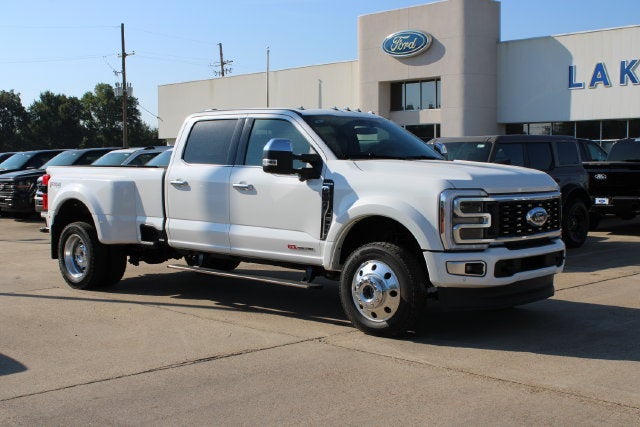 2026 Ford F-450SD Platinum DRW