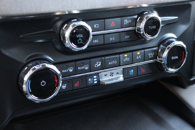 2026 Ford F-450SD Platinum DRW