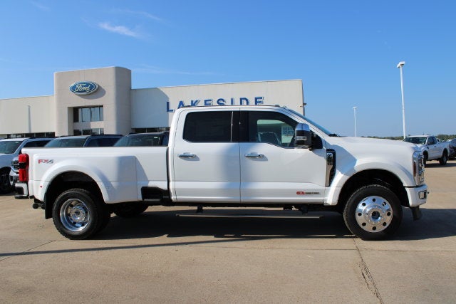 2026 Ford F-450SD Platinum DRW