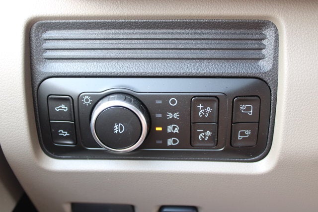 2026 Ford Super Duty F-450 DRW Platinum