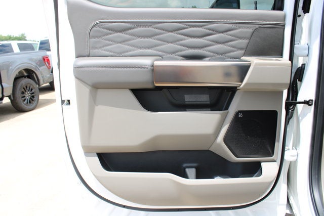 2026 Ford Super Duty F-450 DRW Platinum