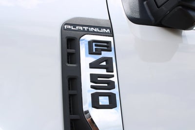 2026 Ford Super Duty F-450 DRW Platinum