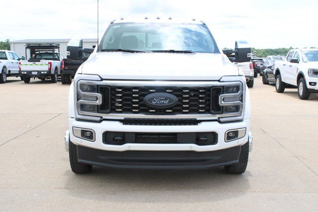 2026 Ford Super Duty F-450 DRW Platinum