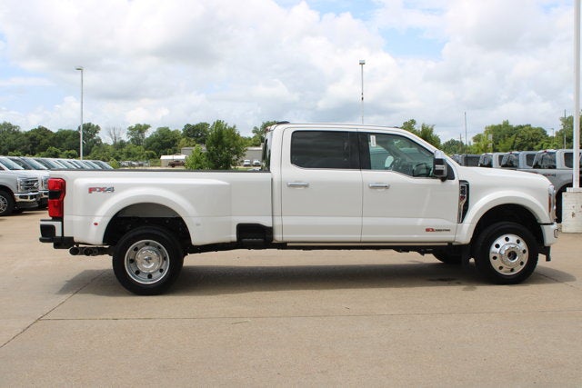 2026 Ford Super Duty F-450 DRW Platinum