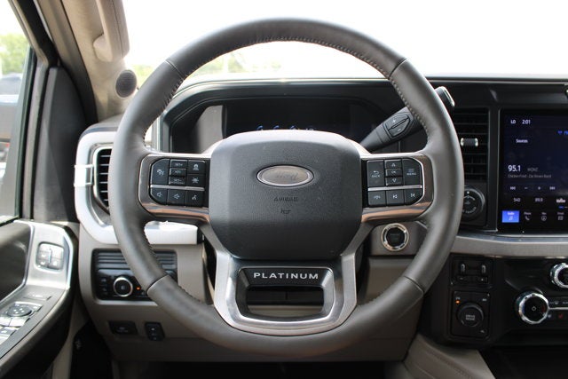 2026 Ford Super Duty F-450 DRW Platinum