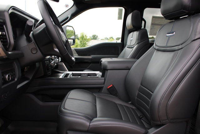 2026 Ford Super Duty F-450 DRW Platinum