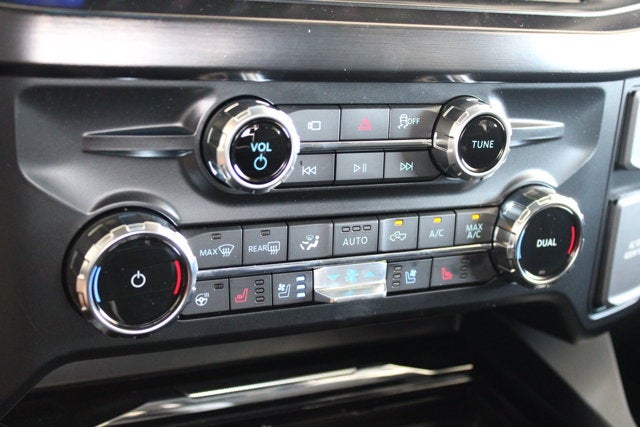 2026 Ford Super Duty F-450 DRW LARIAT