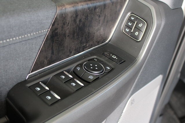 2026 Ford Super Duty F-450 DRW LARIAT