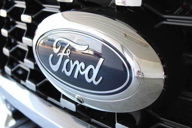 2026 Ford Super Duty F-450 DRW LARIAT