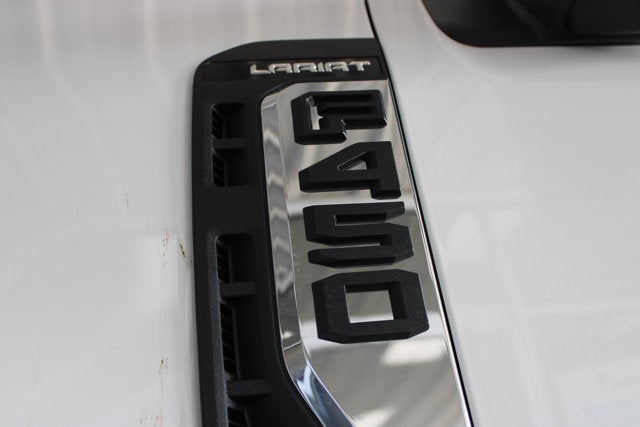 2026 Ford Super Duty F-450 DRW LARIAT