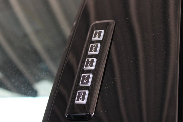 2026 Ford Super Duty F-450 DRW LARIAT