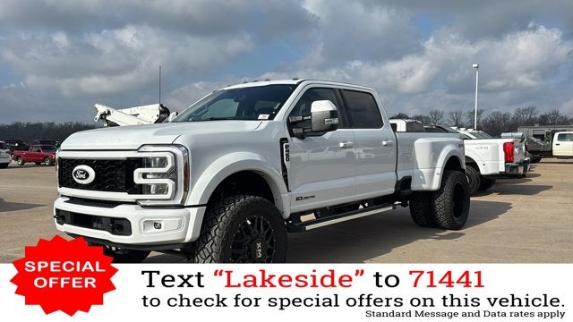 2026 Ford Super Duty F-450 DRW LARIAT