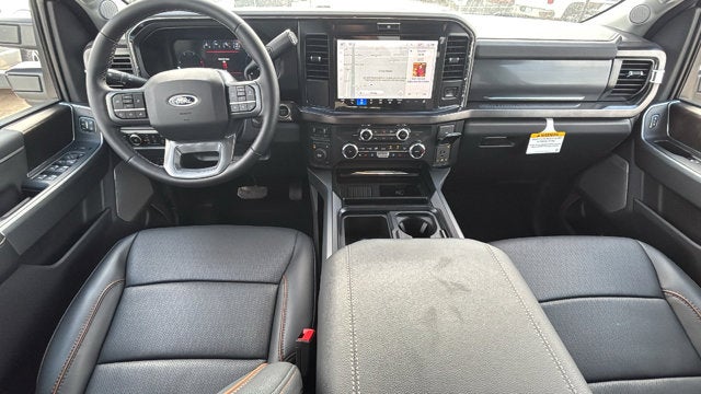 2026 Ford Super Duty F-450 DRW LARIAT