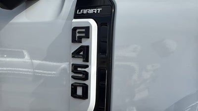 2026 Ford Super Duty F-450 DRW LARIAT