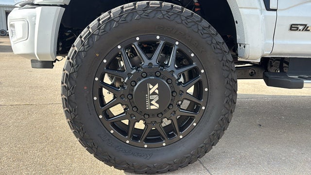 2026 Ford Super Duty F-450 DRW LARIAT