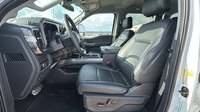 2026 Ford Super Duty F-450 DRW LARIAT