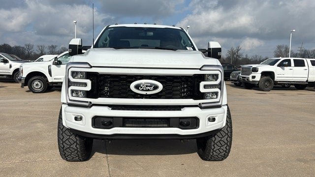 2026 Ford Super Duty F-450 DRW LARIAT