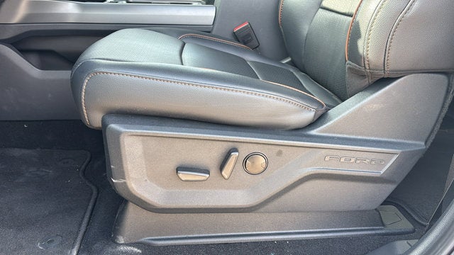 2026 Ford Super Duty F-450 DRW LARIAT