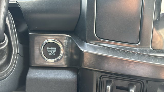 2026 Ford Super Duty F-450 DRW LARIAT