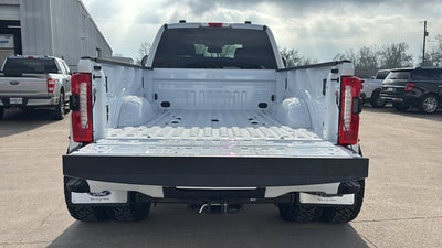 2026 Ford Super Duty F-450 DRW LARIAT