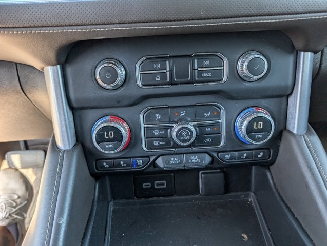 2023 GMC Yukon XL SLT