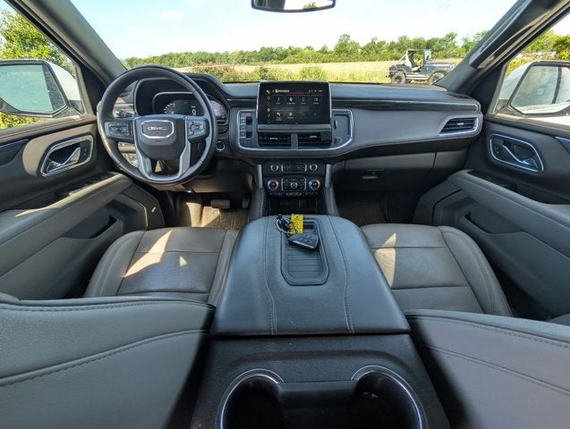 2023 GMC Yukon XL SLT