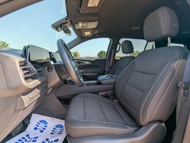 2025 Chevrolet Traverse FWD LT